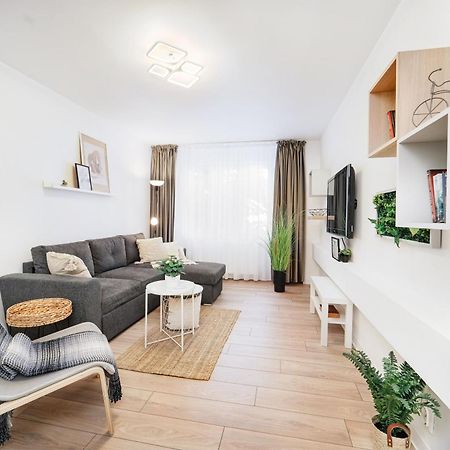 Family Stay - Calliope Apartment - By Openhouse 티미쇼아라 외부 사진